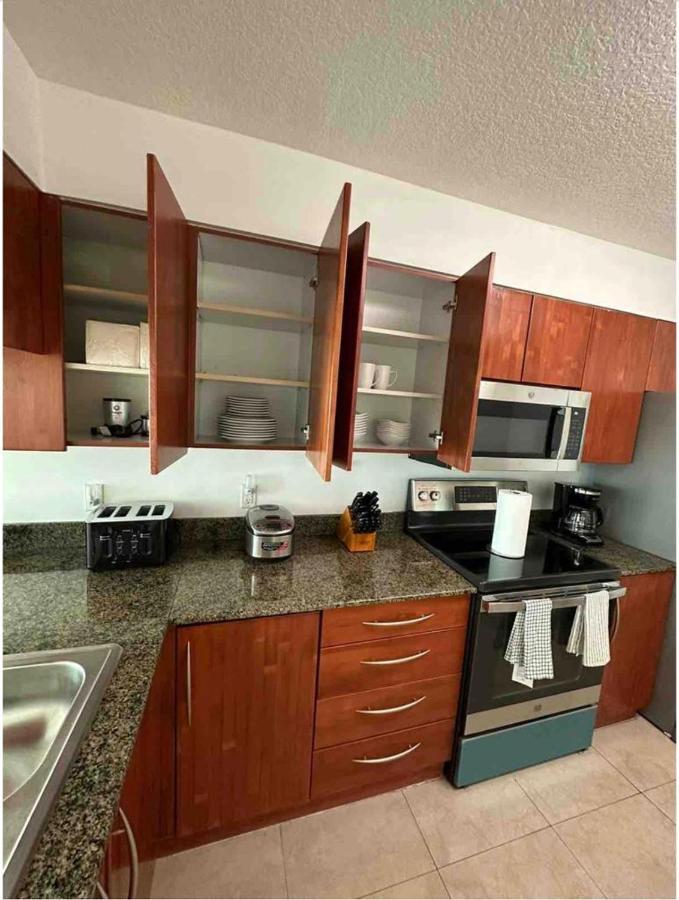 Two Bedroom Oceanview Apartment In Brickell Miami Exteriör bild