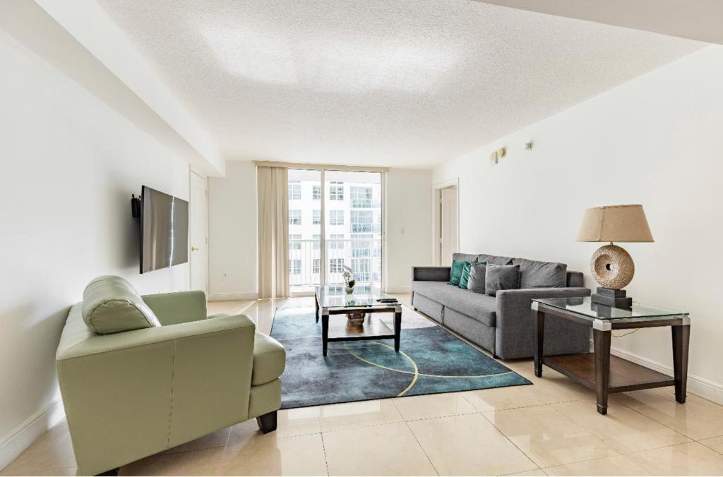 Two Bedroom Oceanview Apartment In Brickell Miami Exteriör bild